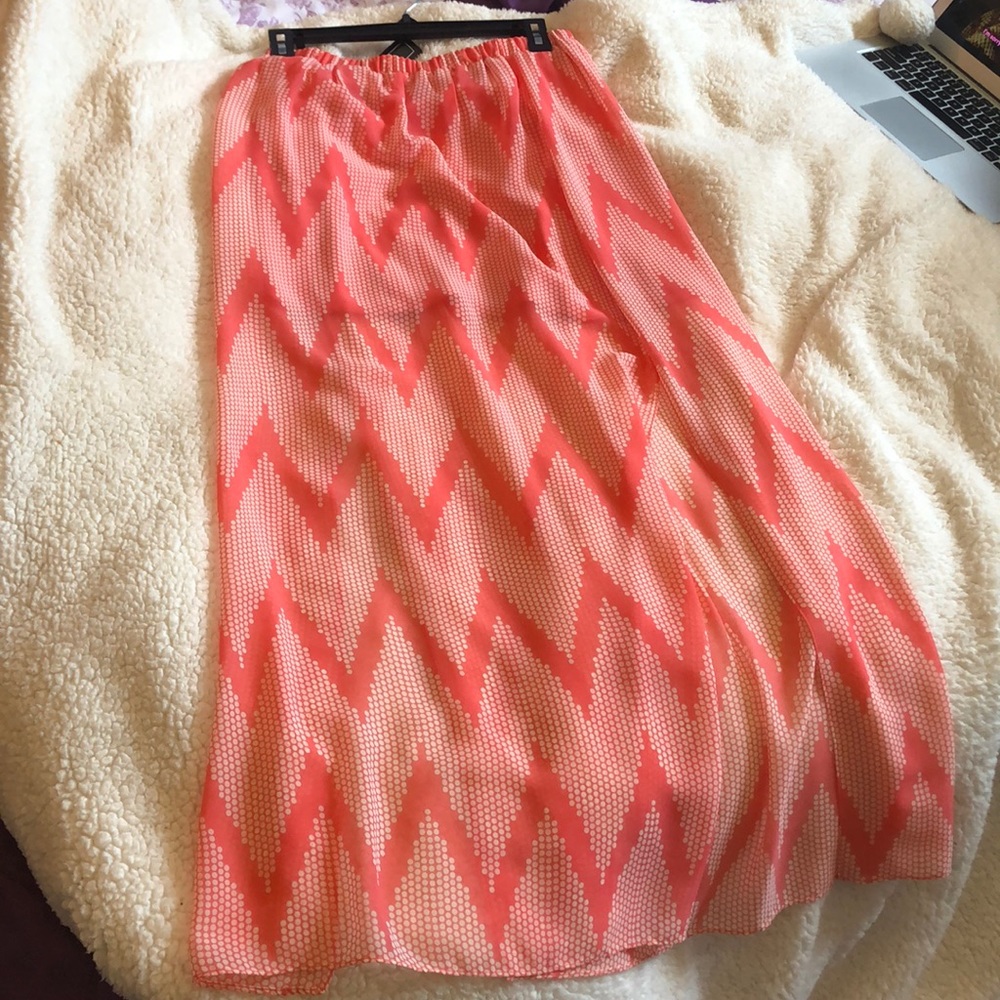 peachy maxi skirt with white chevron dots